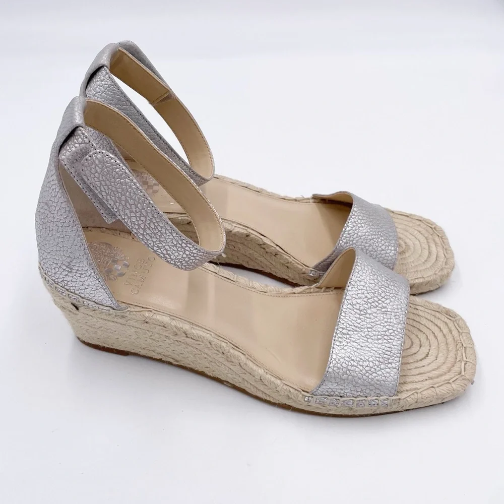 Vince Camuto vince camuto